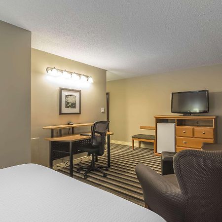 Quality Inn West אדמונטון מראה חיצוני תמונה