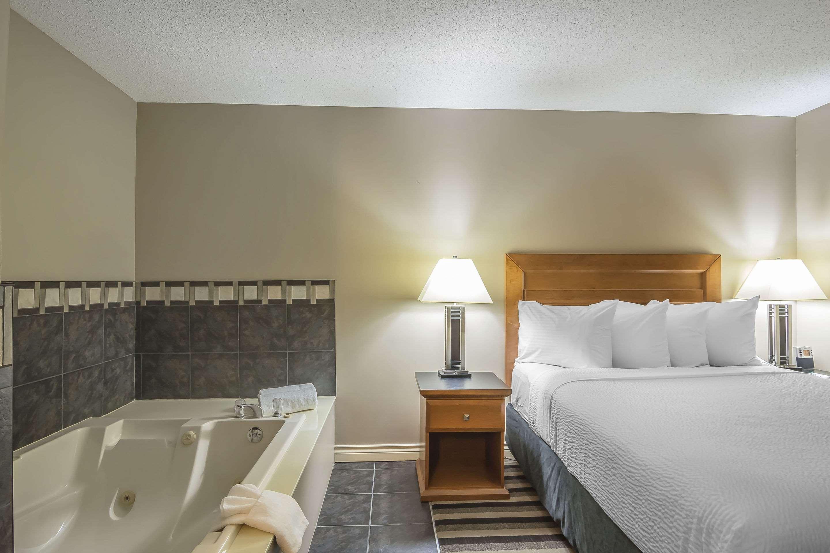Quality Inn West אדמונטון מראה חיצוני תמונה
