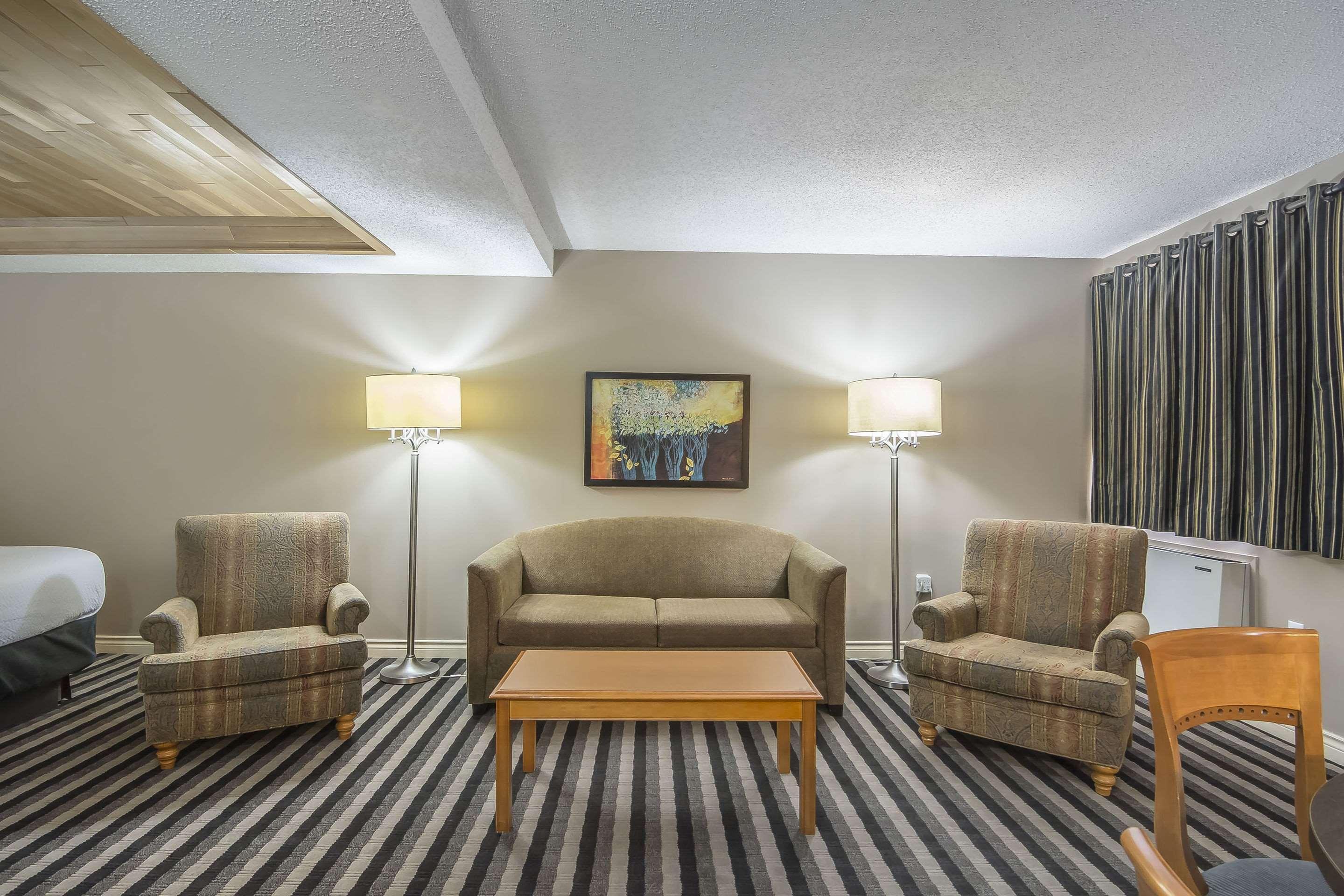 Quality Inn West אדמונטון מראה חיצוני תמונה